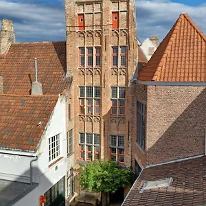 Bed and breakfast De Zomere, Brujas