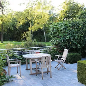 Koetshuis Bed & Breakfast